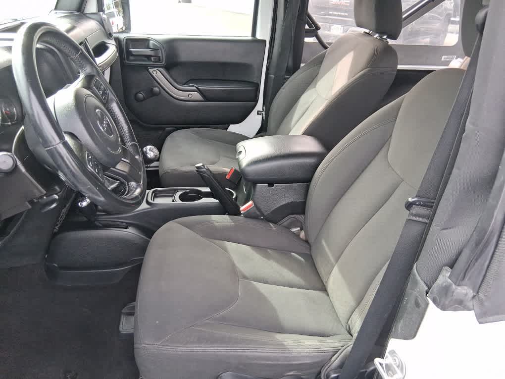 2016 Jeep Wrangler Sport