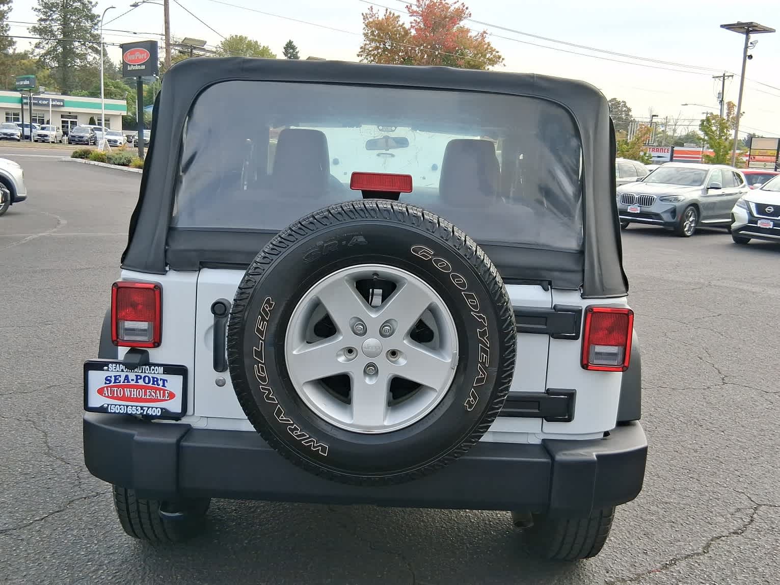 2016 Jeep Wrangler Sport