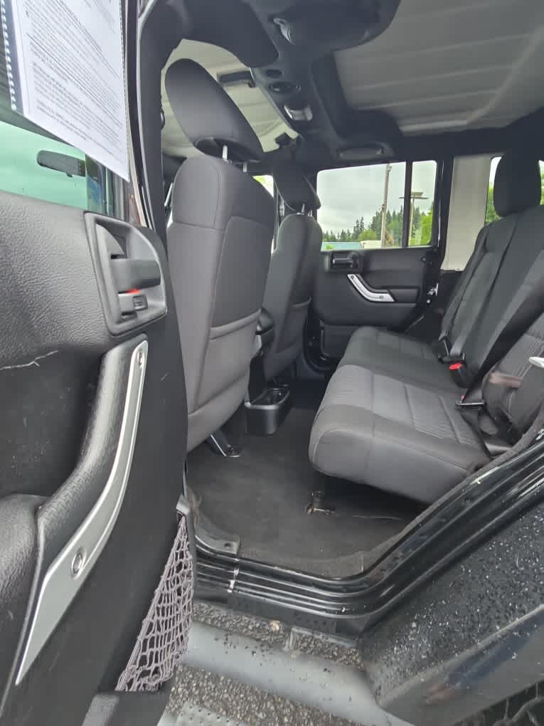 2012 Jeep Wrangler Unlimited Sahara