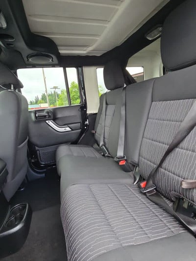 2012 Jeep Wrangler Unlimited Sahara