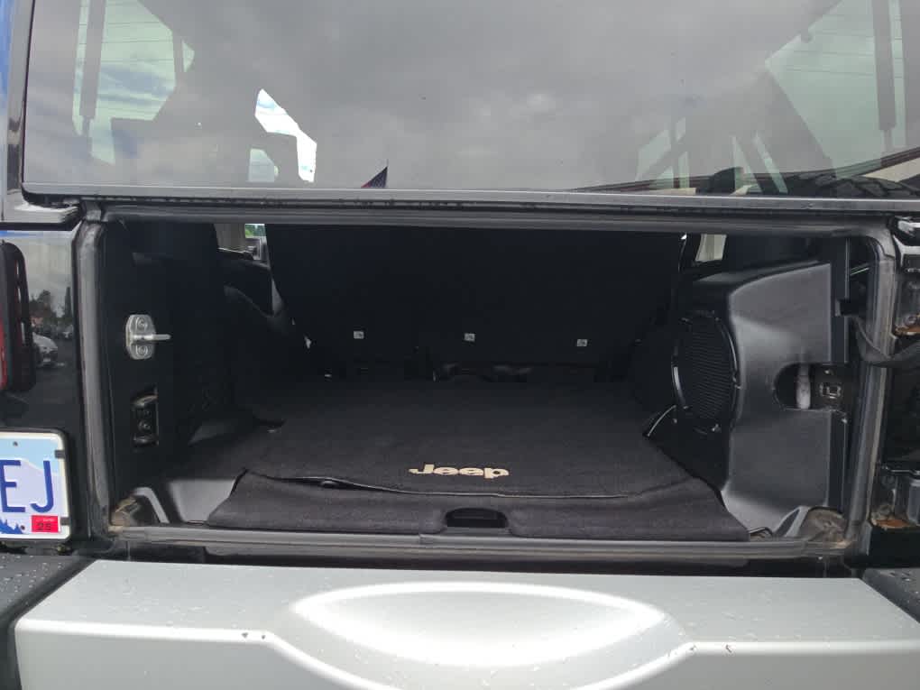 2012 Jeep Wrangler Unlimited Sahara