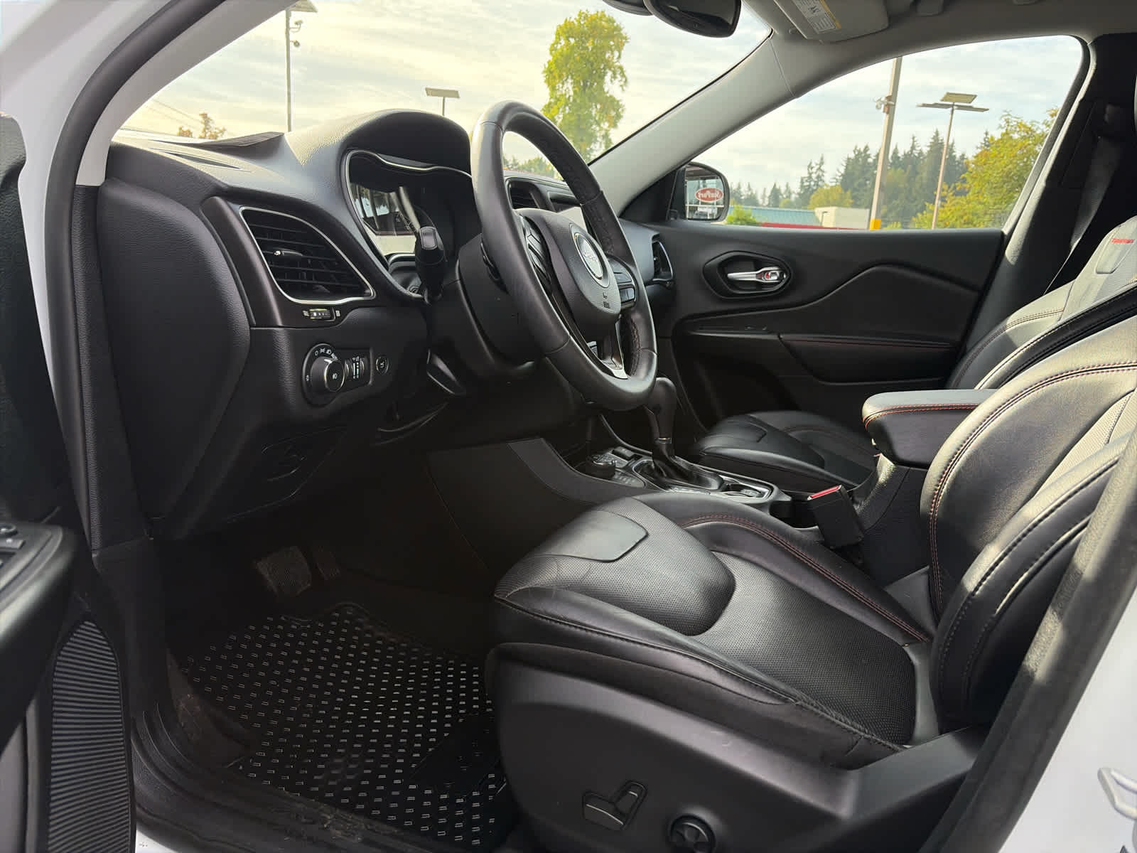 2021 Jeep Cherokee Trailhawk