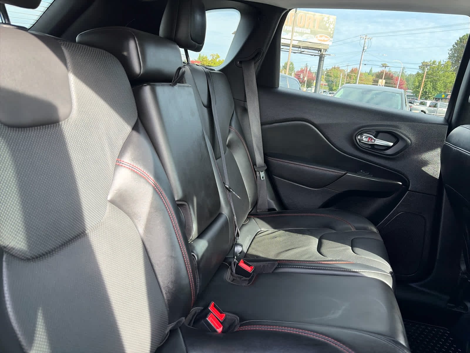 2021 Jeep Cherokee Trailhawk