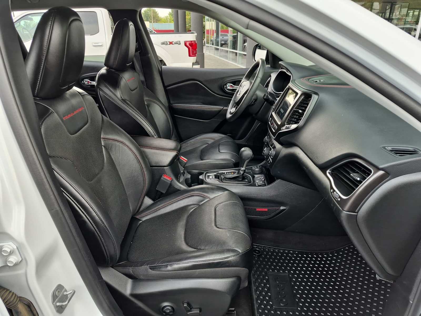 2021 Jeep Cherokee Trailhawk