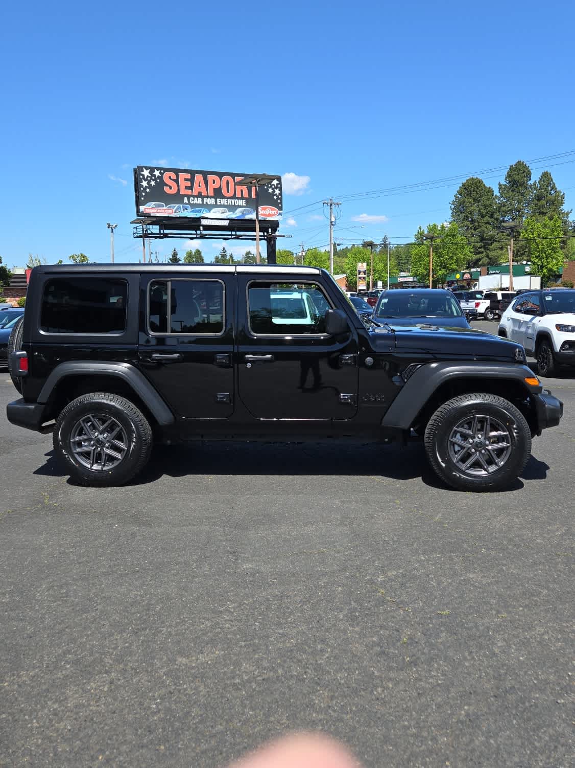 2025 Jeep Wrangler Sport S