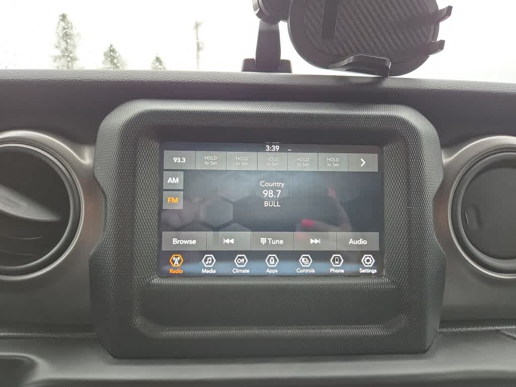 2022 Jeep Gladiator Willys Sport