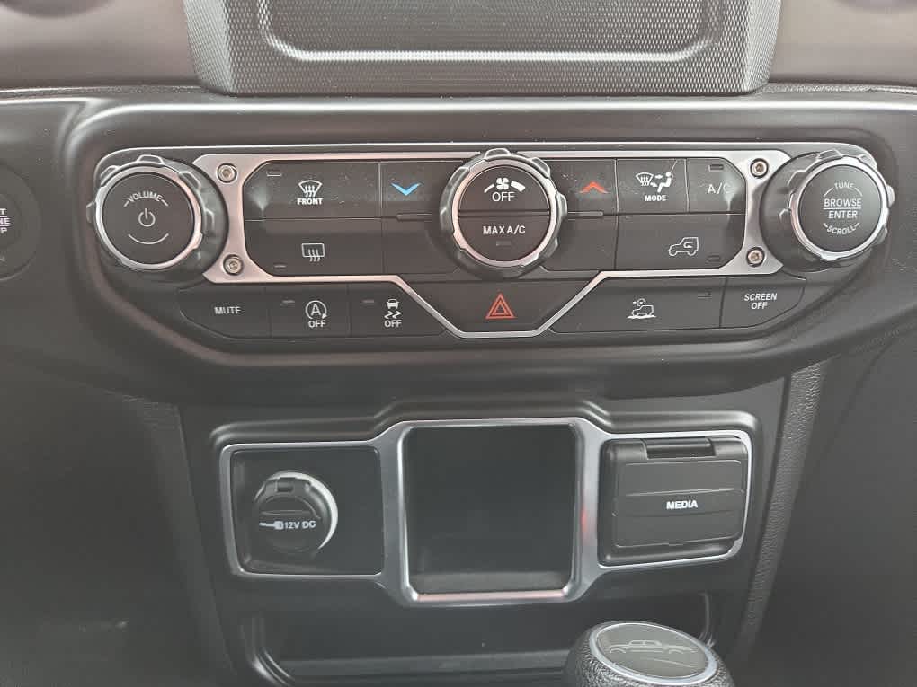 2022 Jeep Gladiator Willys Sport