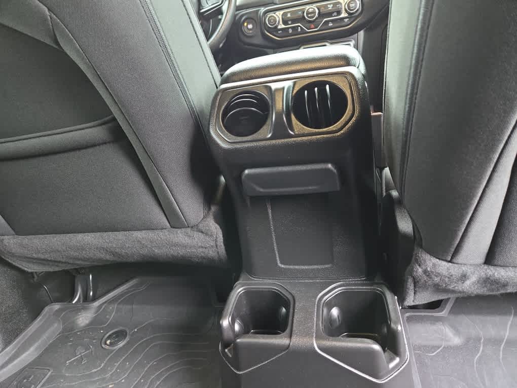 2022 Jeep Gladiator Willys Sport