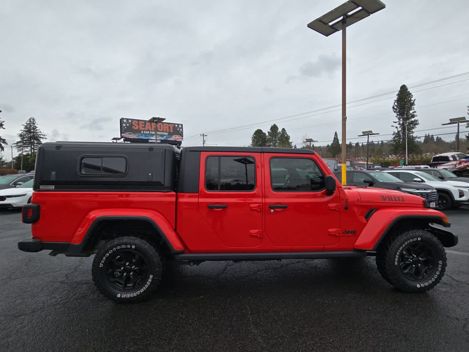 2022 Jeep Gladiator Willys Sport