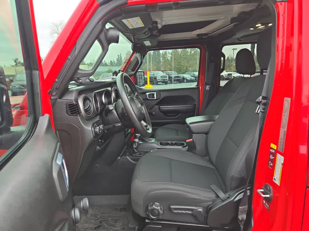 2022 Jeep Gladiator Willys Sport