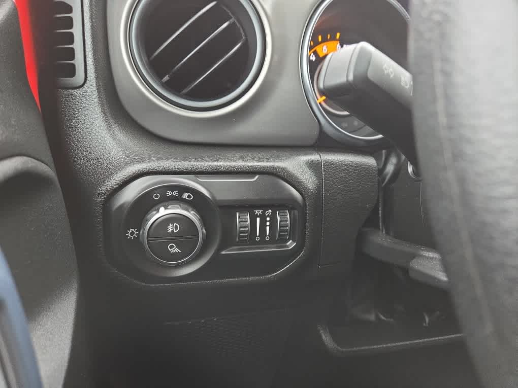 2022 Jeep Gladiator Willys Sport