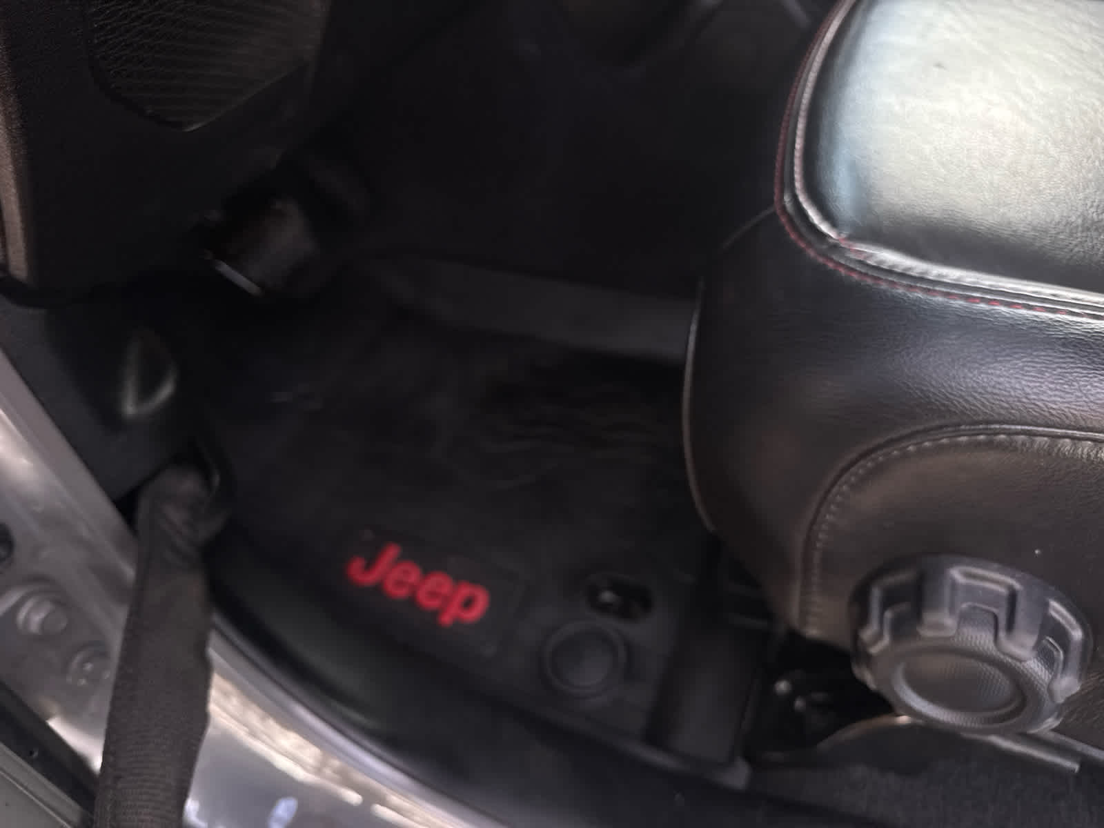 2021 Jeep Gladiator Rubicon - Photo 11