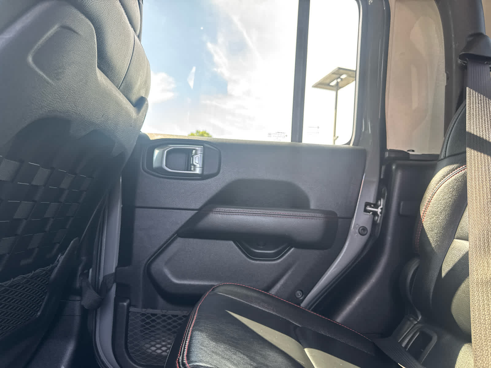 2021 Jeep Gladiator Rubicon - Photo 16