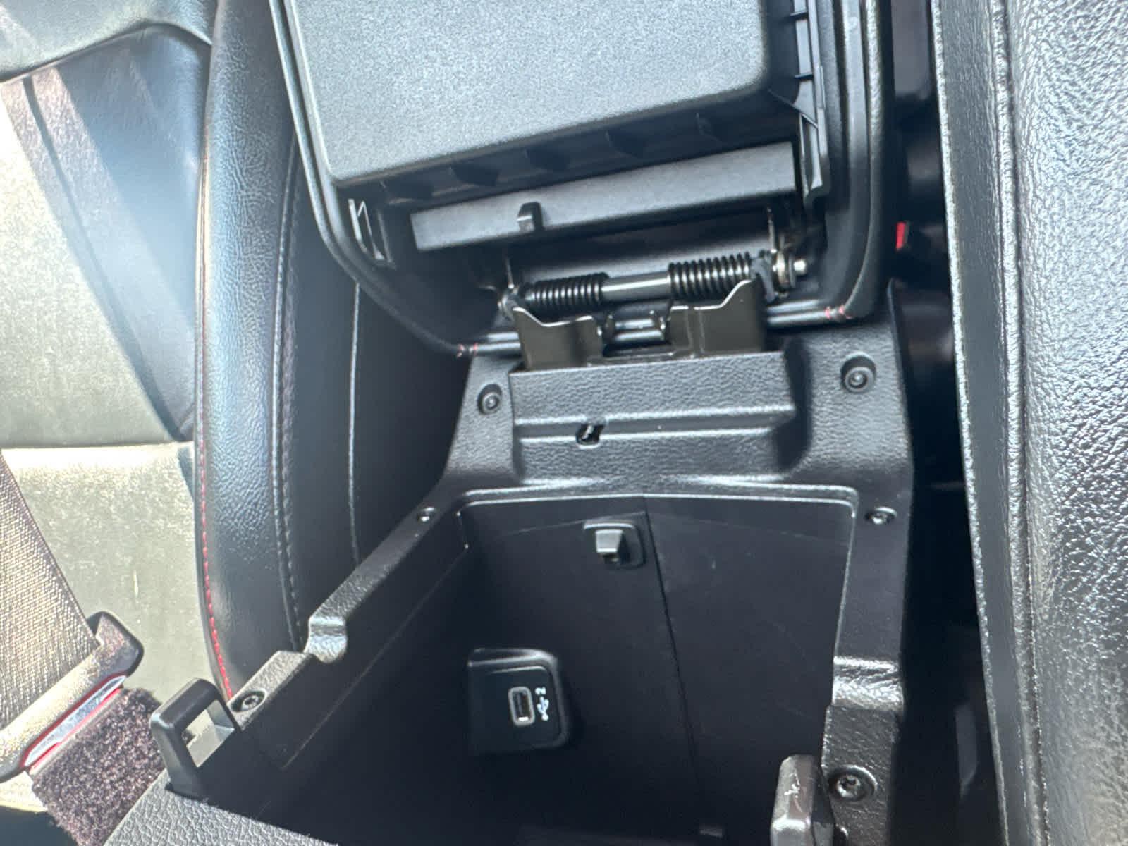 2021 Jeep Gladiator Rubicon - Photo 24
