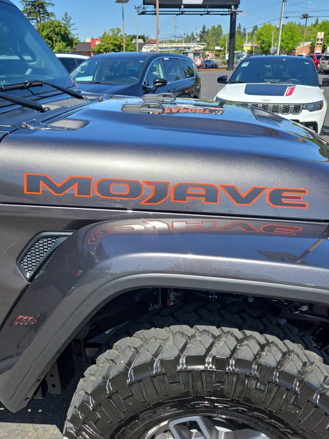 2025 Jeep Gladiator Mojave X