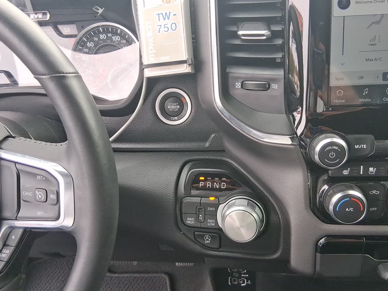 2024 RAM 1500 Laramie