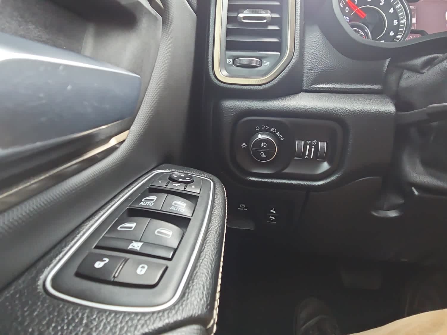 2021 RAM 1500 Sport