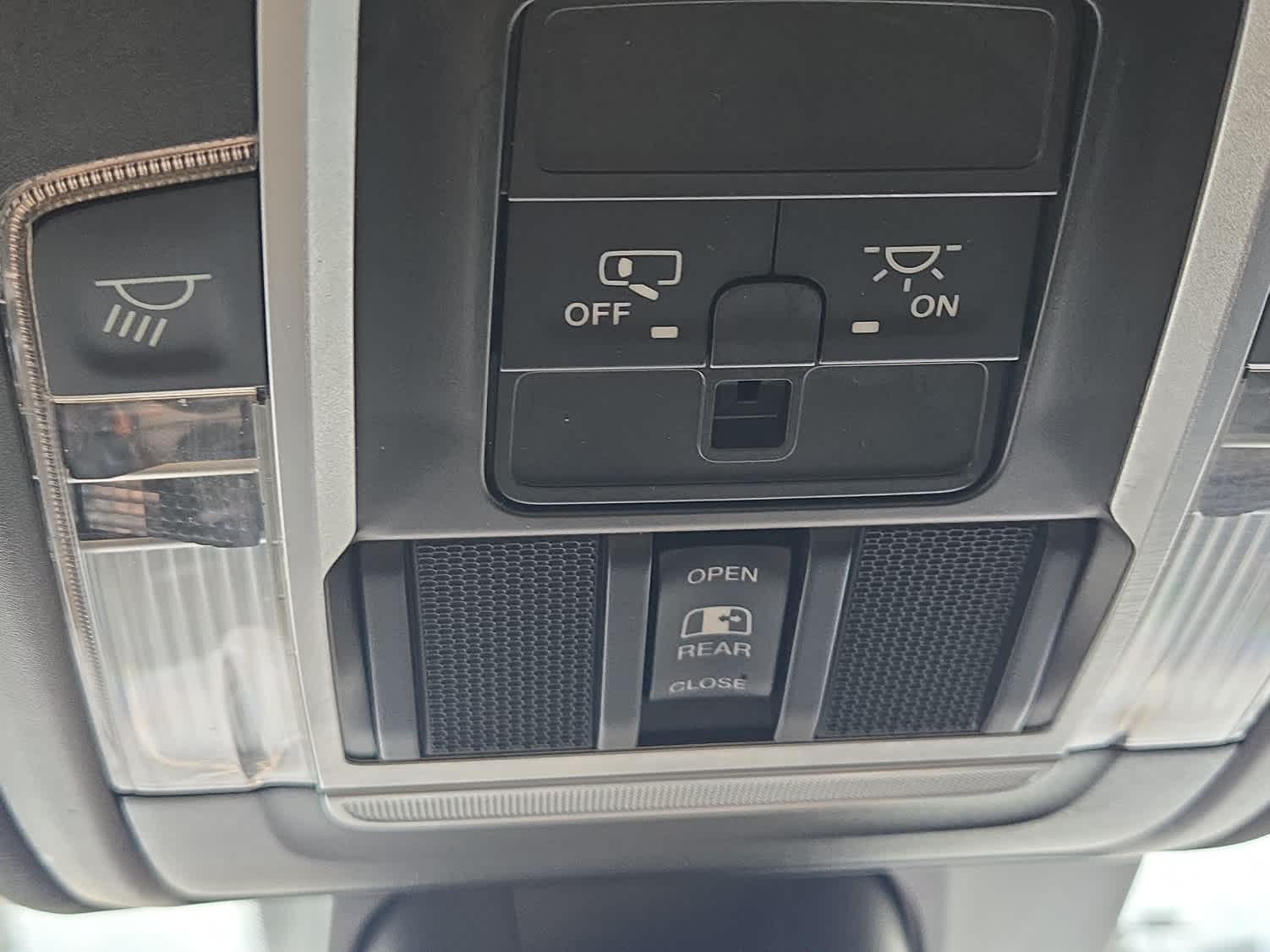 2021 RAM 1500 Sport