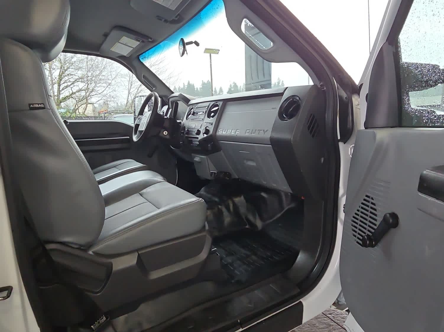 2015 Ford Super Duty F-550 DRW XL