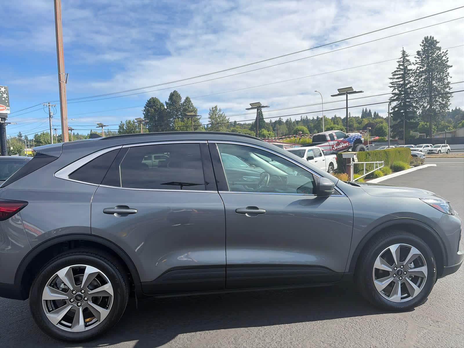 2025 Ford Escape Platinum