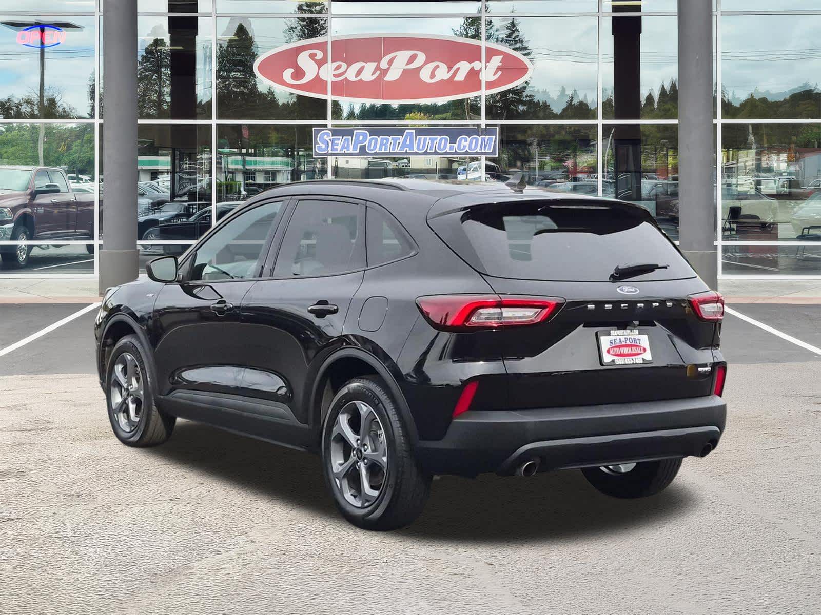 2025 Ford Escape ST-Line