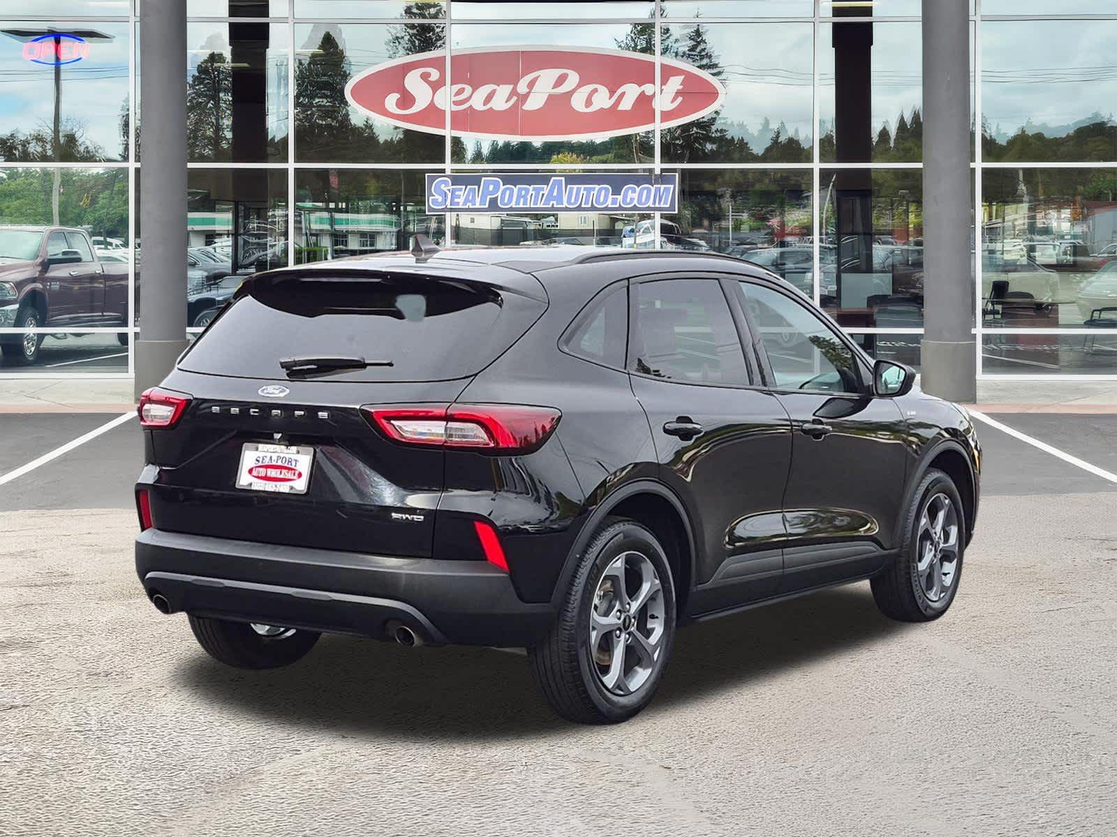 2025 Ford Escape ST-Line