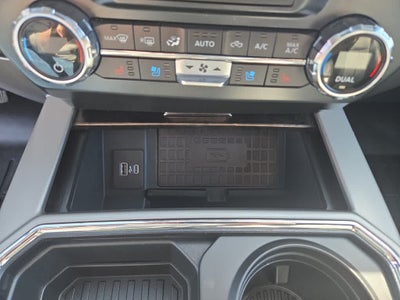 2022 Ford Super Duty F-250 Pickup LARIAT
