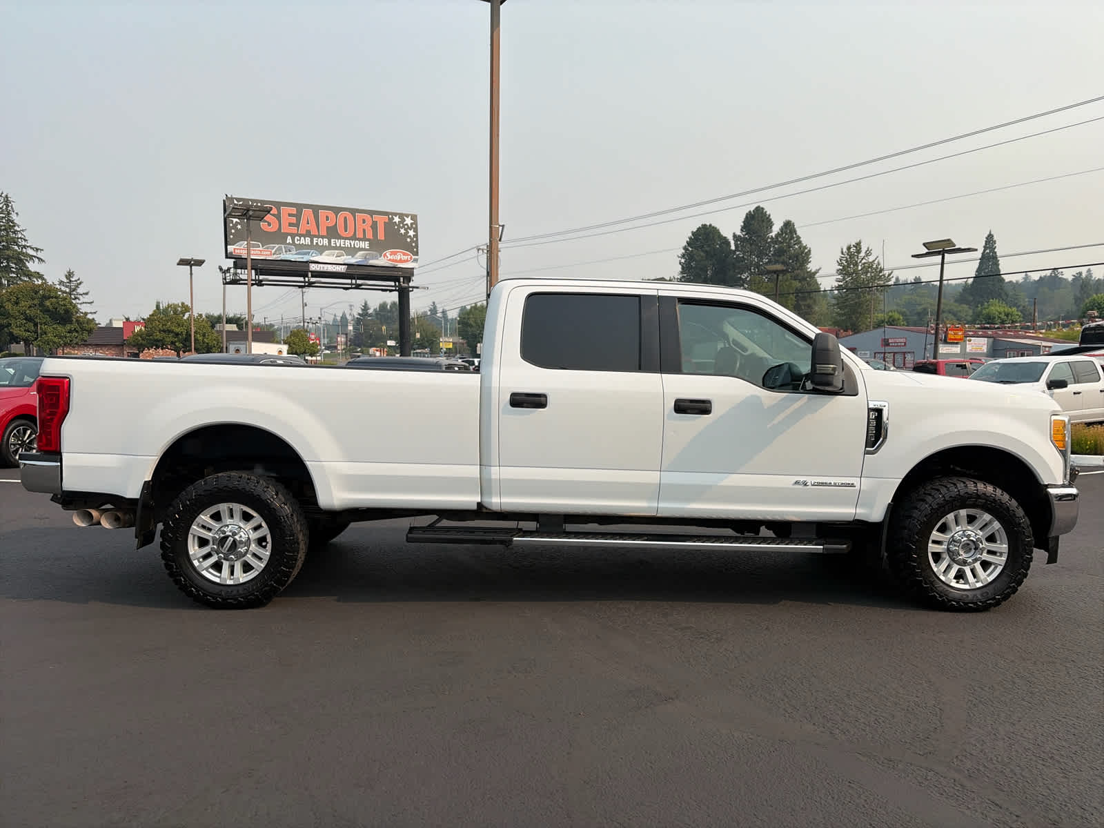 2017 Ford Super Duty F-350 SRW Pickup XLT