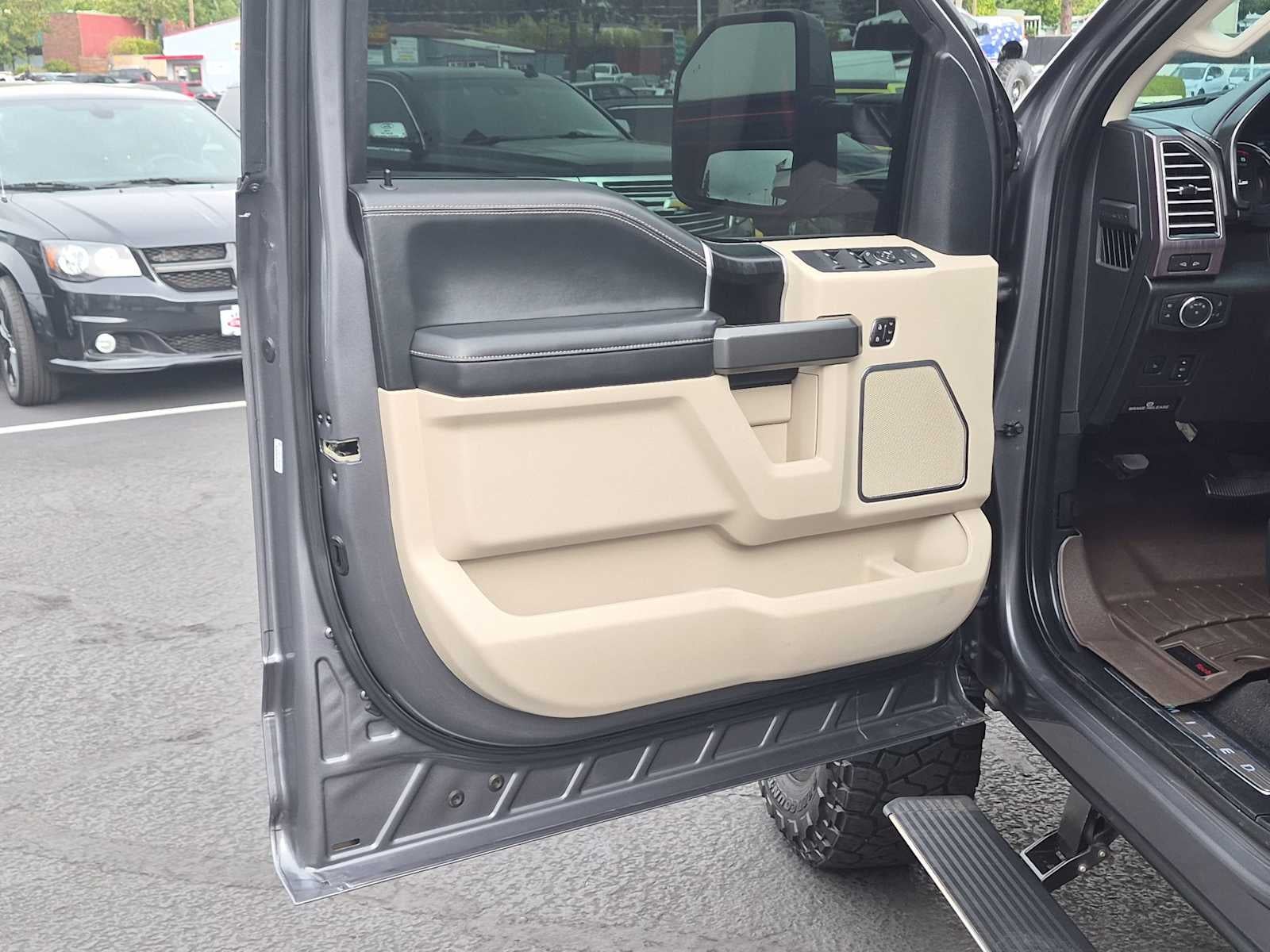 2021 Ford Super Duty F-350 SRW Pickup Limited
