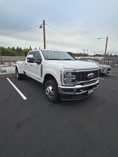 2024 Ford Super Duty F-350 DRW Pickup LARIAT