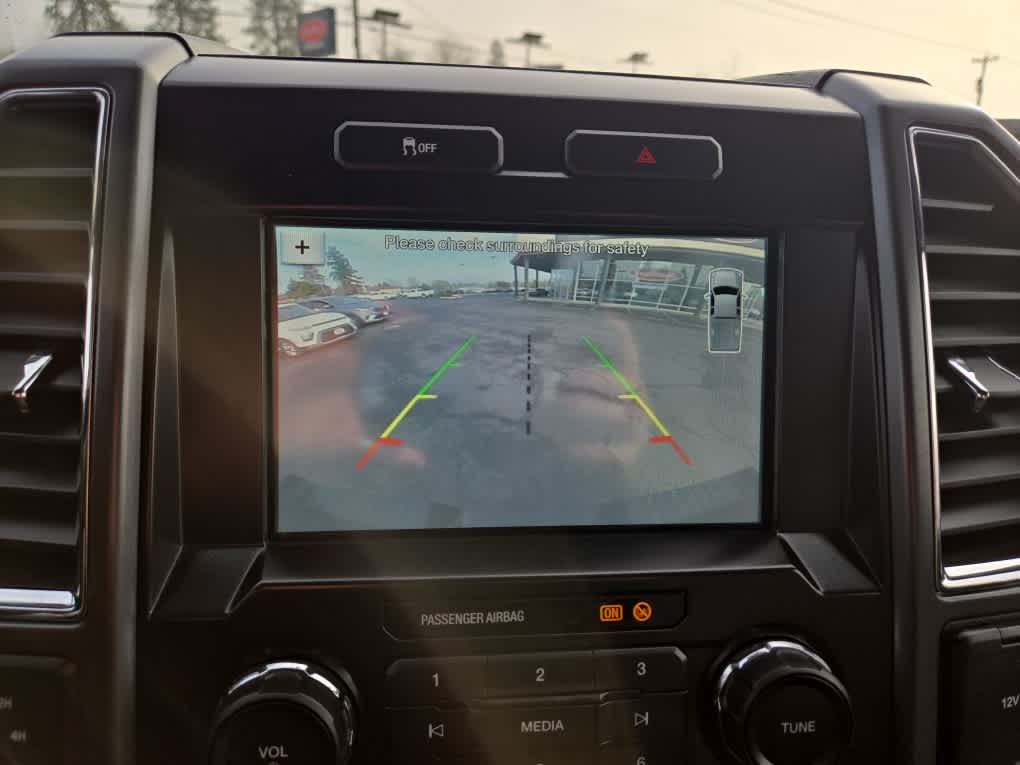 2017 Ford Super Duty F-350 DRW XLT