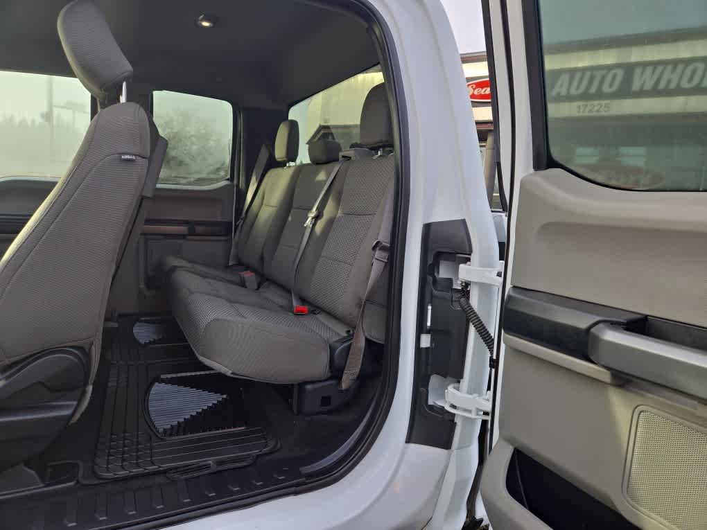 2017 Ford Super Duty F-350 DRW XLT