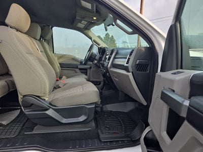 2017 Ford Super Duty F-350 DRW XLT