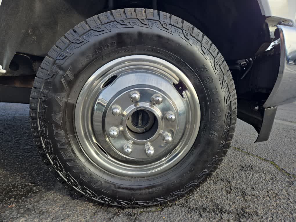 2017 Ford Super Duty F-350 DRW XLT