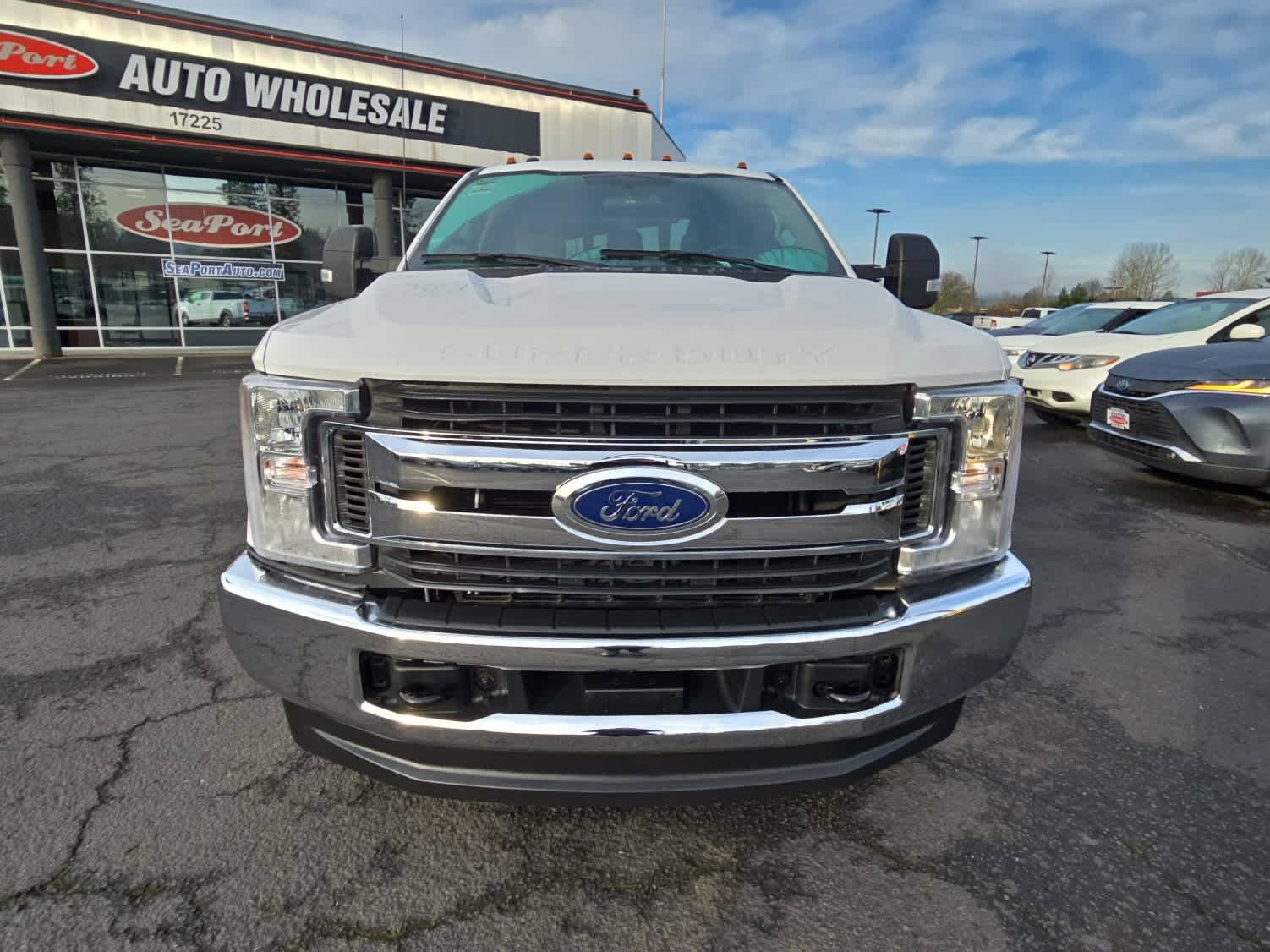 2017 Ford Super Duty F-350 DRW XLT