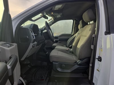 2017 Ford Super Duty F-350 DRW XLT