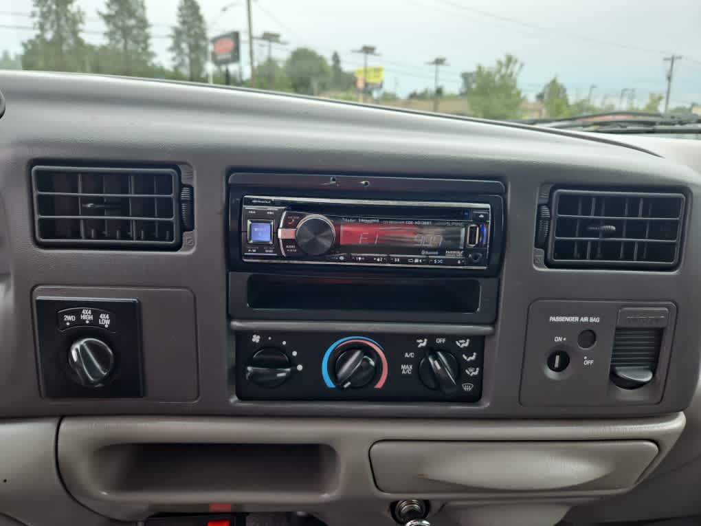 2000 Ford Super Duty F-250 XLT