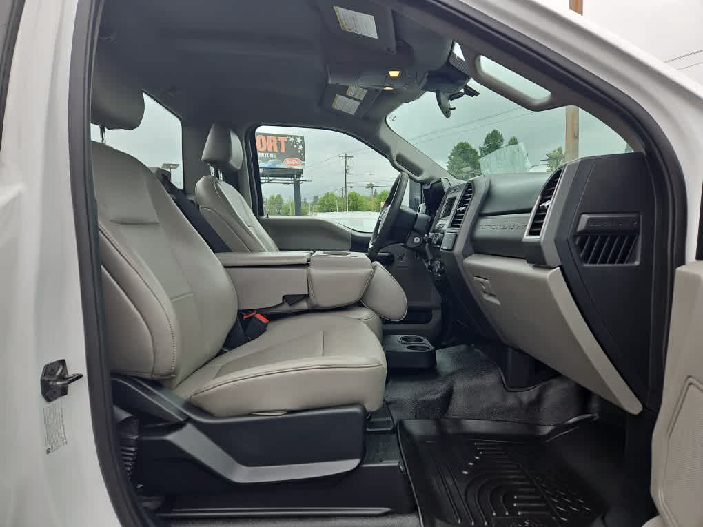 2020 Ford Super Duty F-350 SRW Pickup XL