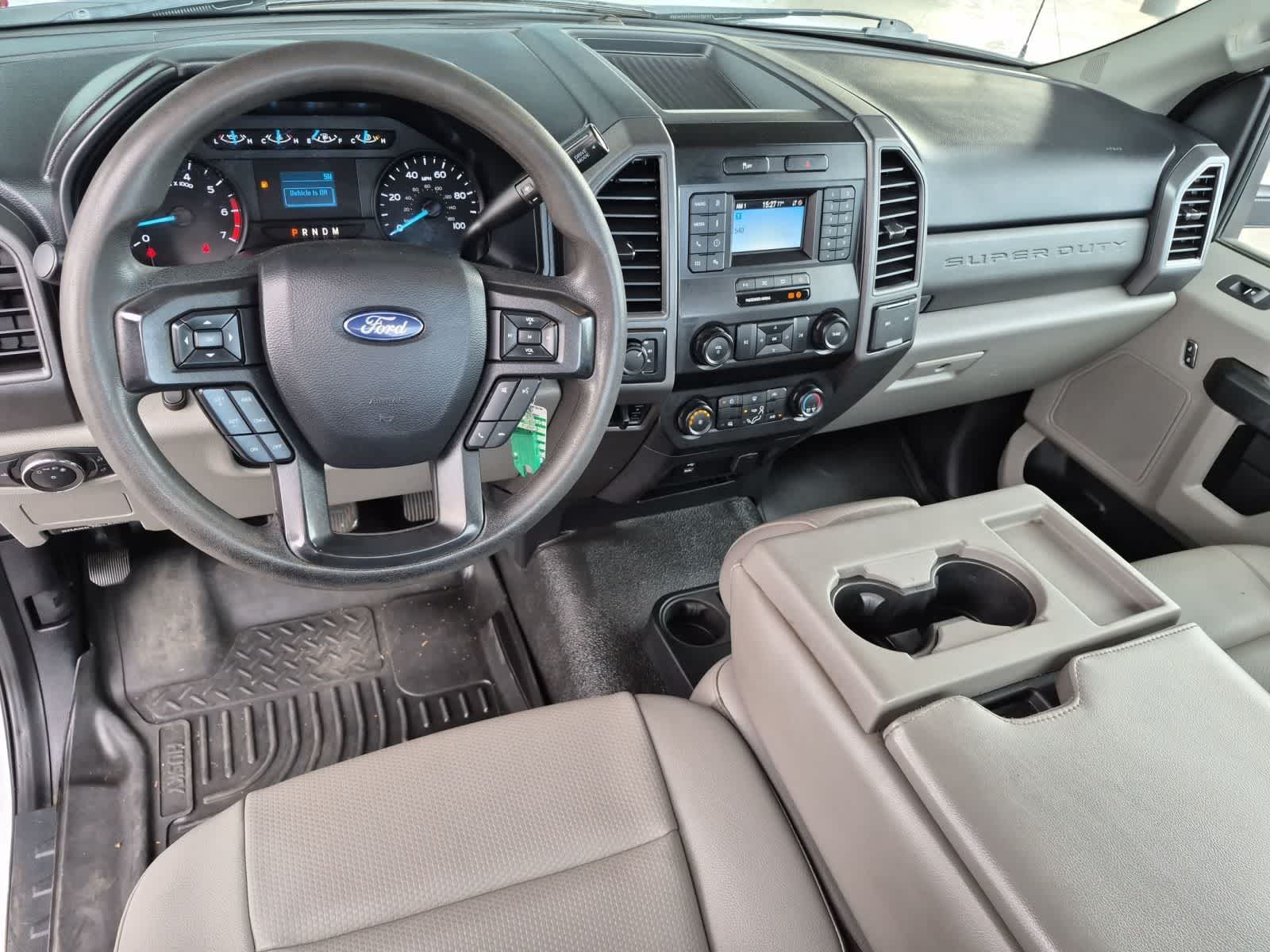 2020 Ford Super Duty F-350 SRW Pickup XL