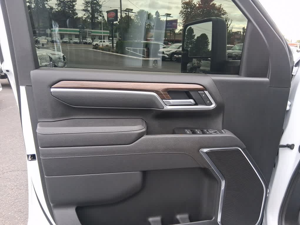 2025 Chevrolet Silverado 2500HD LT