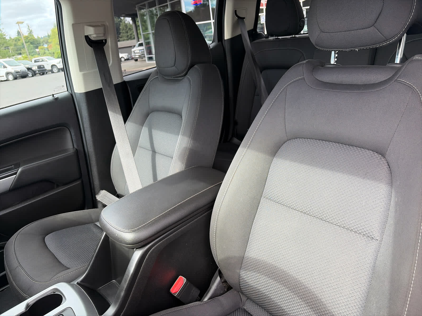 2022 Chevrolet Colorado 4WD LT