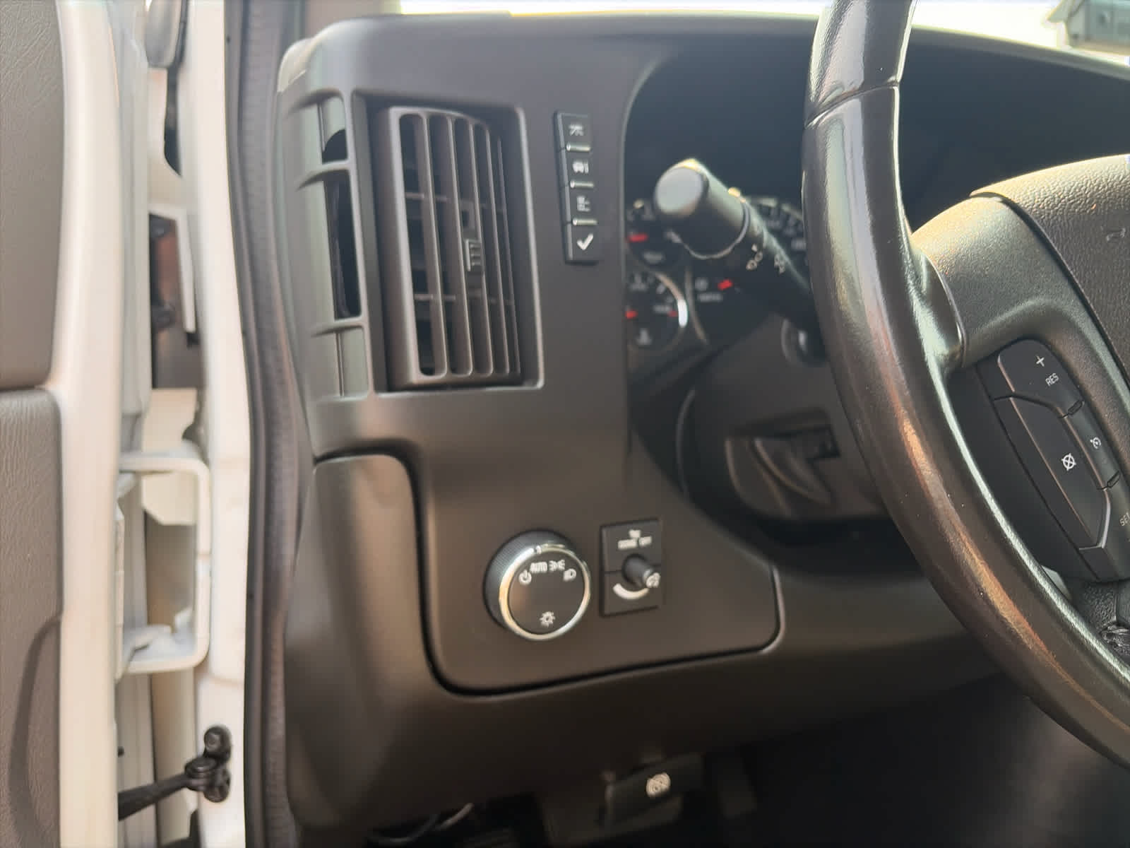 2021 Chevrolet Express Cargo Van Base