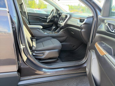 2017 GMC Acadia SLE