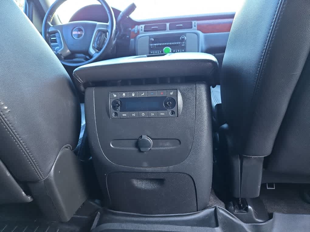 2011 GMC Yukon XL SLT