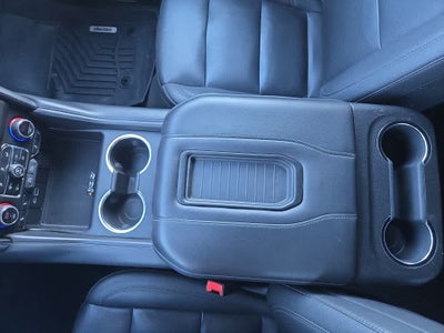 2022 Chevrolet Suburban LT