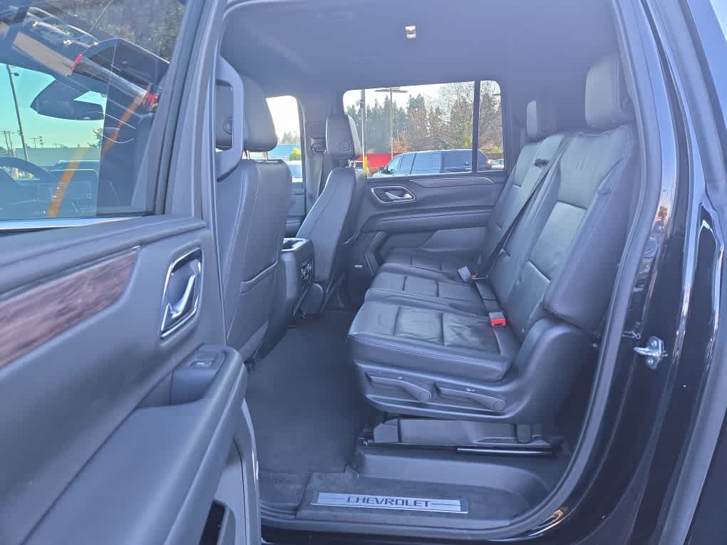 2022 Chevrolet Suburban LT