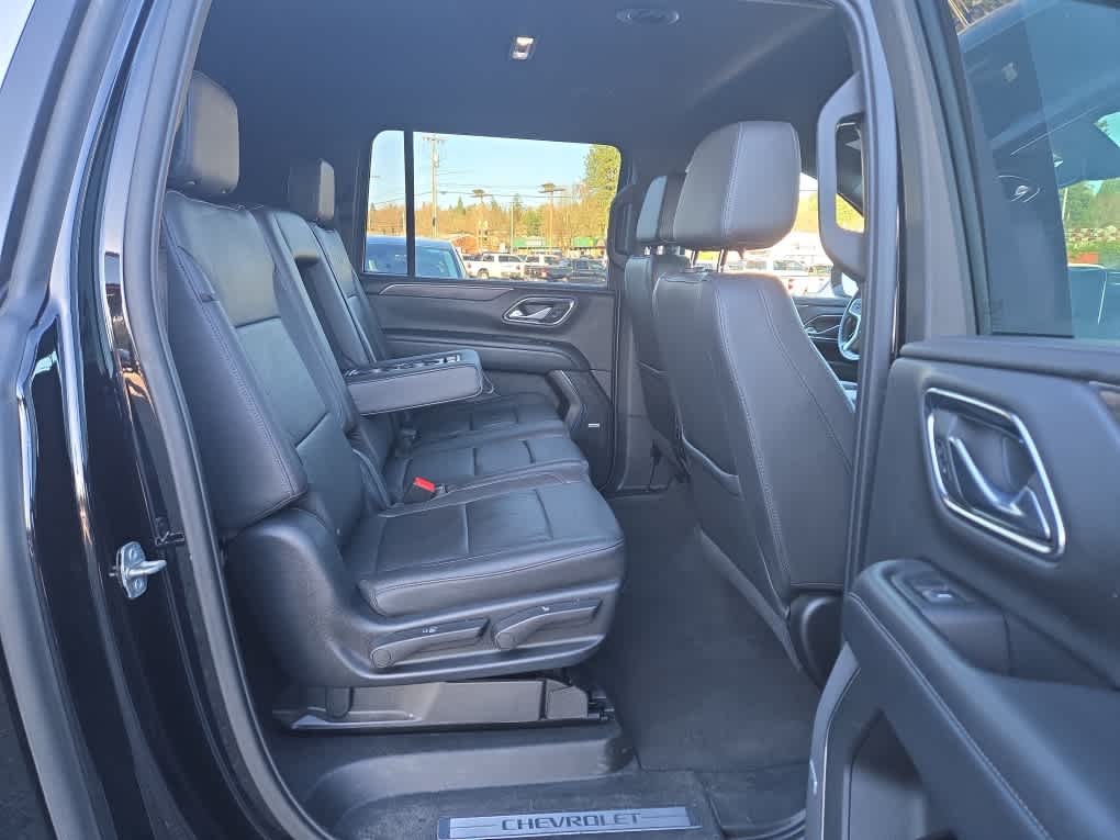 2022 Chevrolet Suburban LT