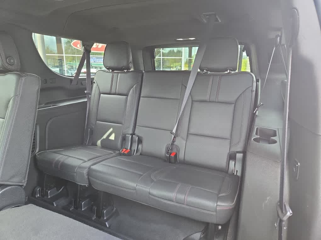 2022 Chevrolet Suburban RST