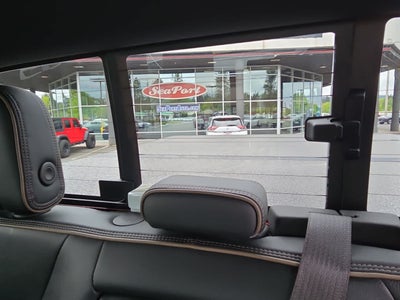 2023 GMC Canyon 4WD Denali