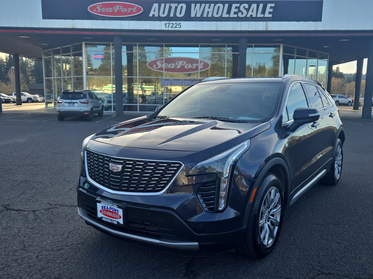 2023 Cadillac XT4 AWD Premium Luxury